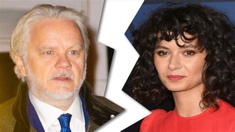 gratiela brancusi|Tim Robbins Files for Divorce from Gratiela Brancusi After。